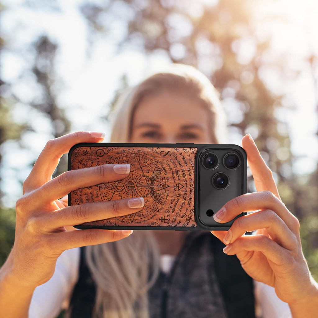2 Pack Carveit Magnetic Wooden Case for iPhone 17 and 17 Pro Case, Wood Artisan