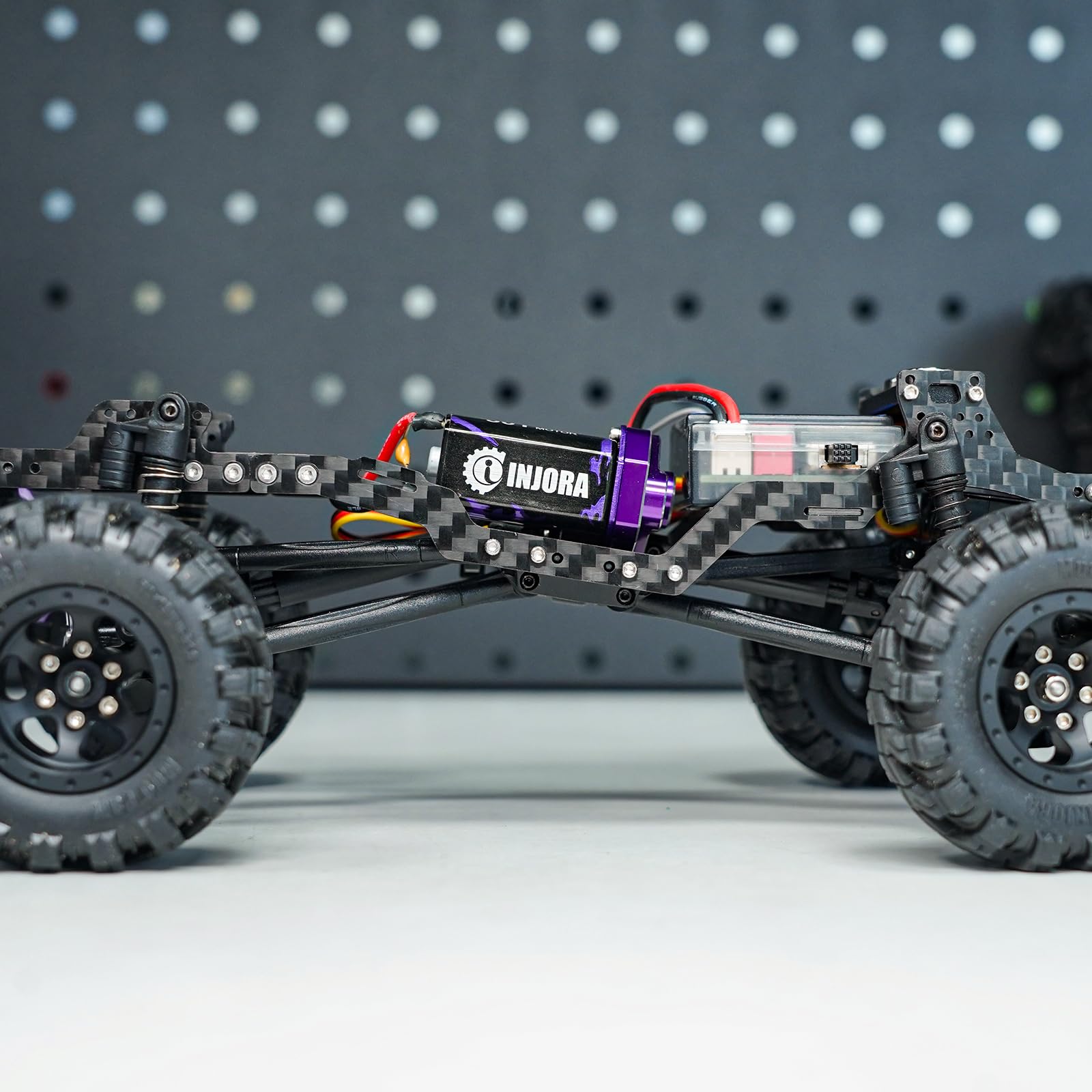 INJORA 35g Universal LCG Carbon Fiber Chassis Kit for 1/24 Axial SCX24