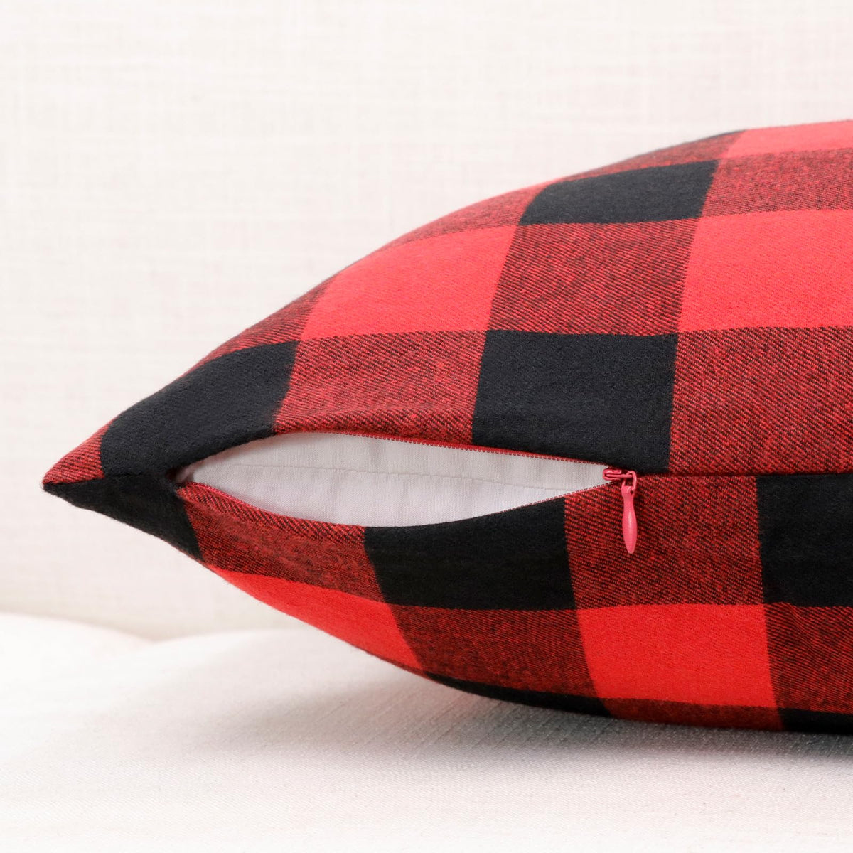 Thmyo 16x16inch  4-Pack Buffalo Check Plaid Throw Pillow Covers Farmhouse Rustic