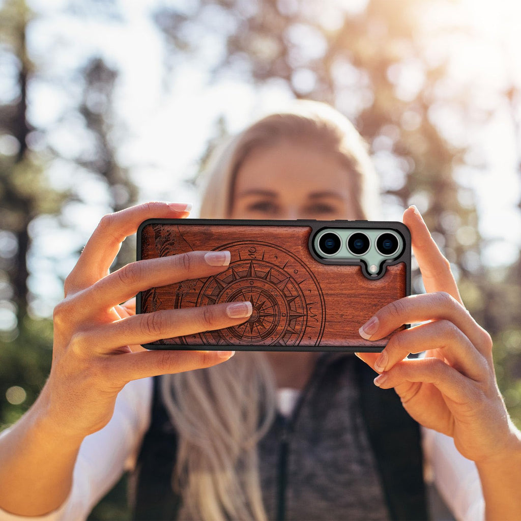 Carveit Wood Case for Galaxy S23 FE - Natural Wood & Black Soft TPU - Shockproof