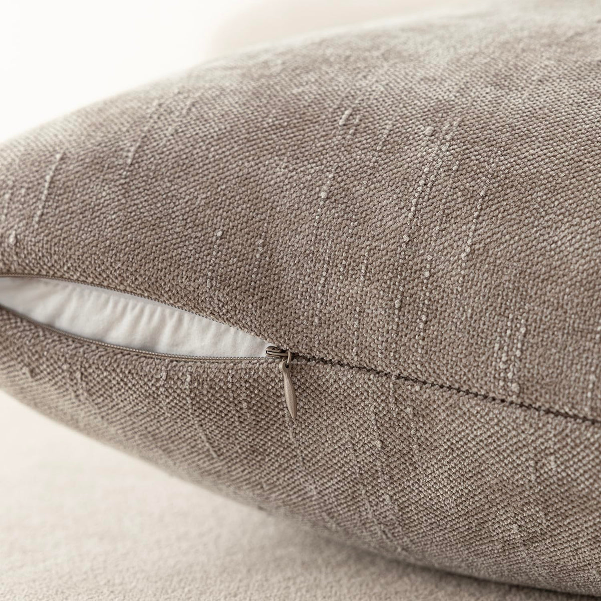 Foindtower Set of 2 Textured Chenille Throw Decorative Pillow Covers Square