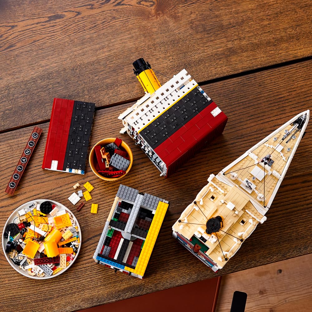 Lego Creator Expert 10294 Titanic Model