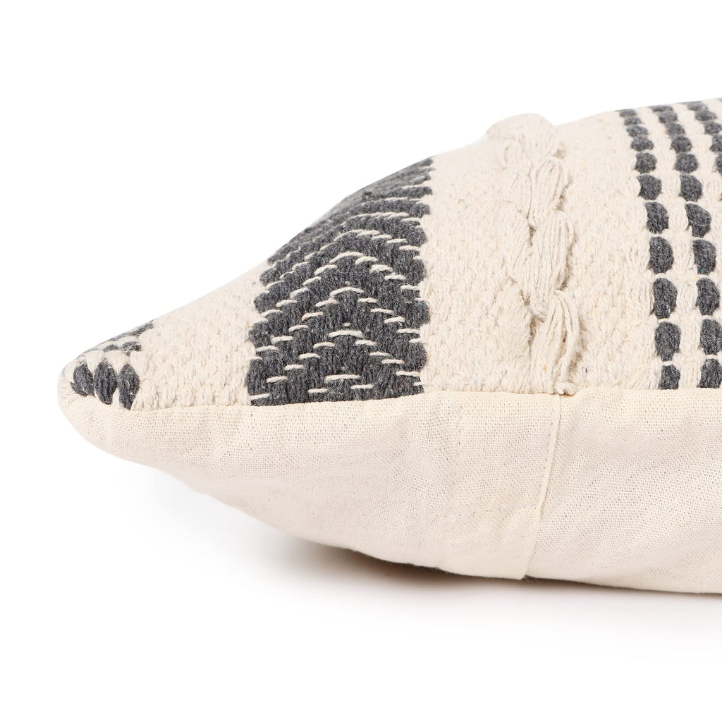 REDEARTH Boho Throw Pillow Covers Set of 2 Woven Tufted Farmhouse 18x18