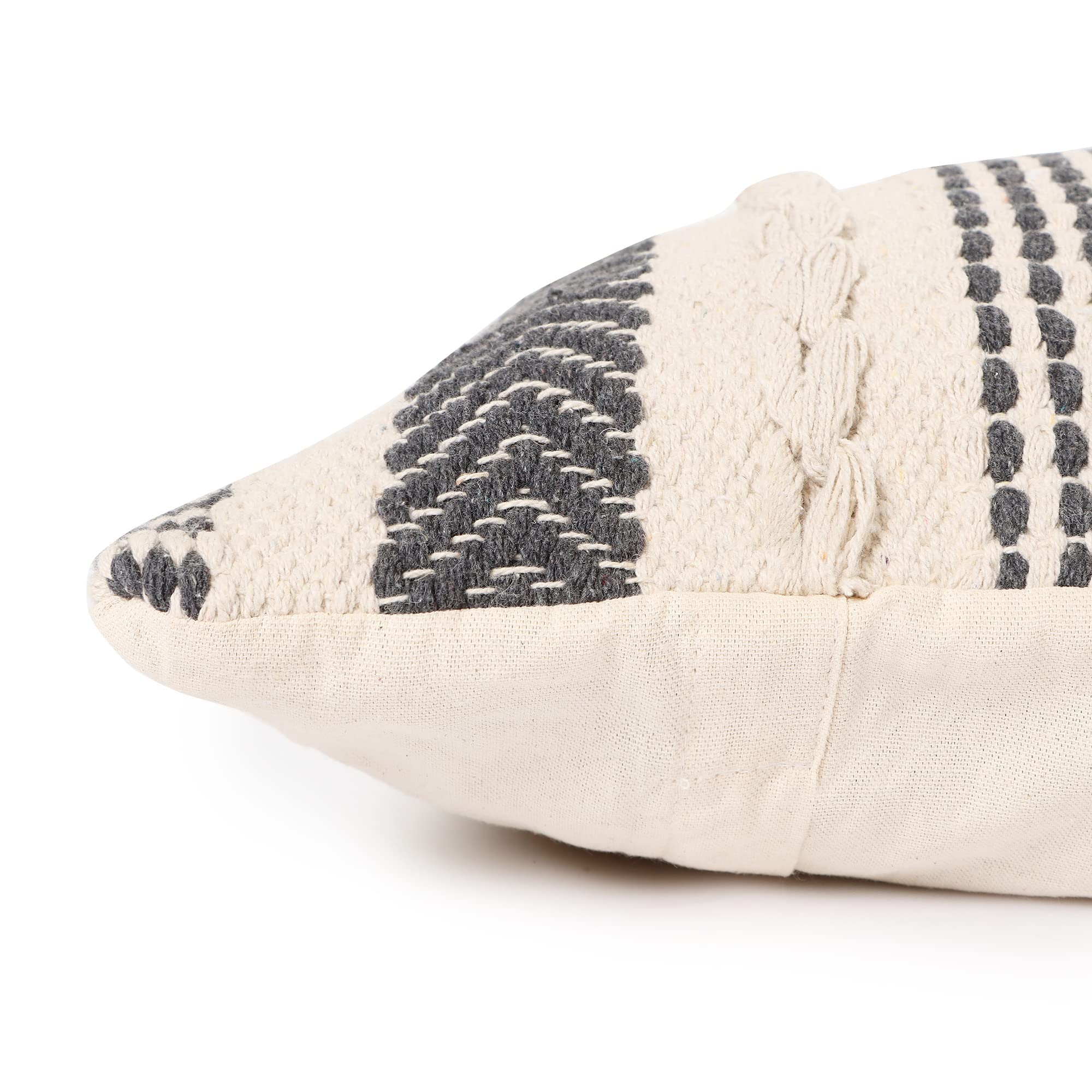 REDEARTH Boho Throw Pillow Covers Set of 2 Woven Tufted Farmhouse 18x18