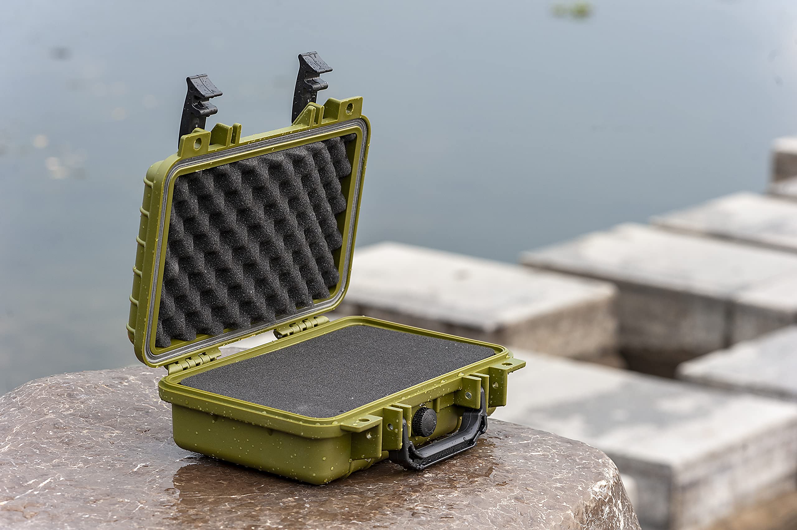 MEIJIA Portable All Weather Waterproof Protective Hard Case, Small Camera