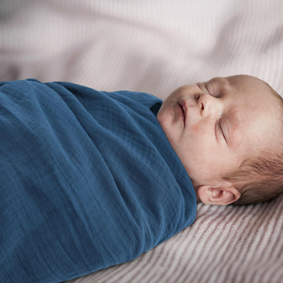 3 PACK Muslin Swaddle Blankets for Newborn, Breathable Soft Receiving Blanket,