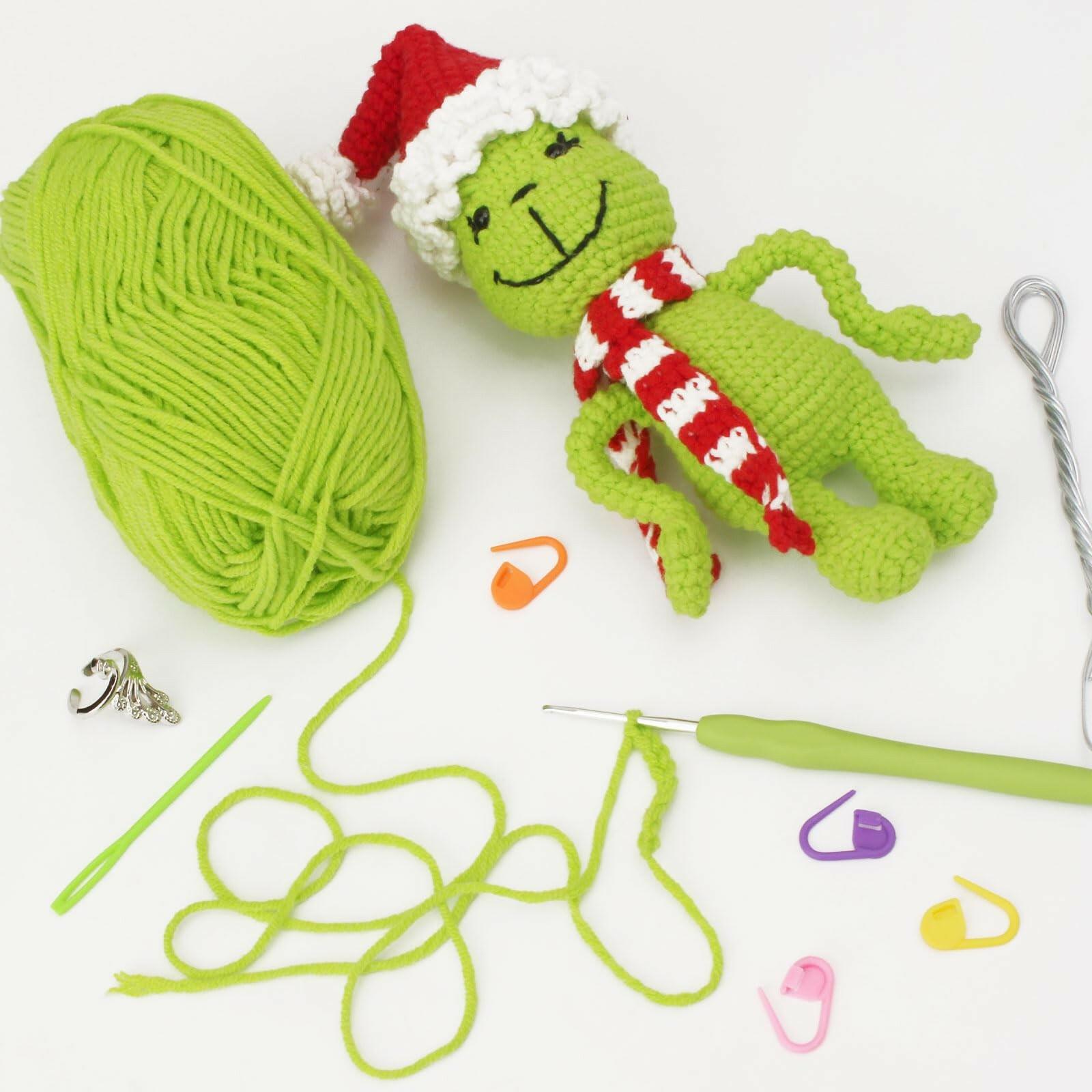 ALODNY Crochet Kit for Beginners,Christmas Crochet Kit for Beginners
