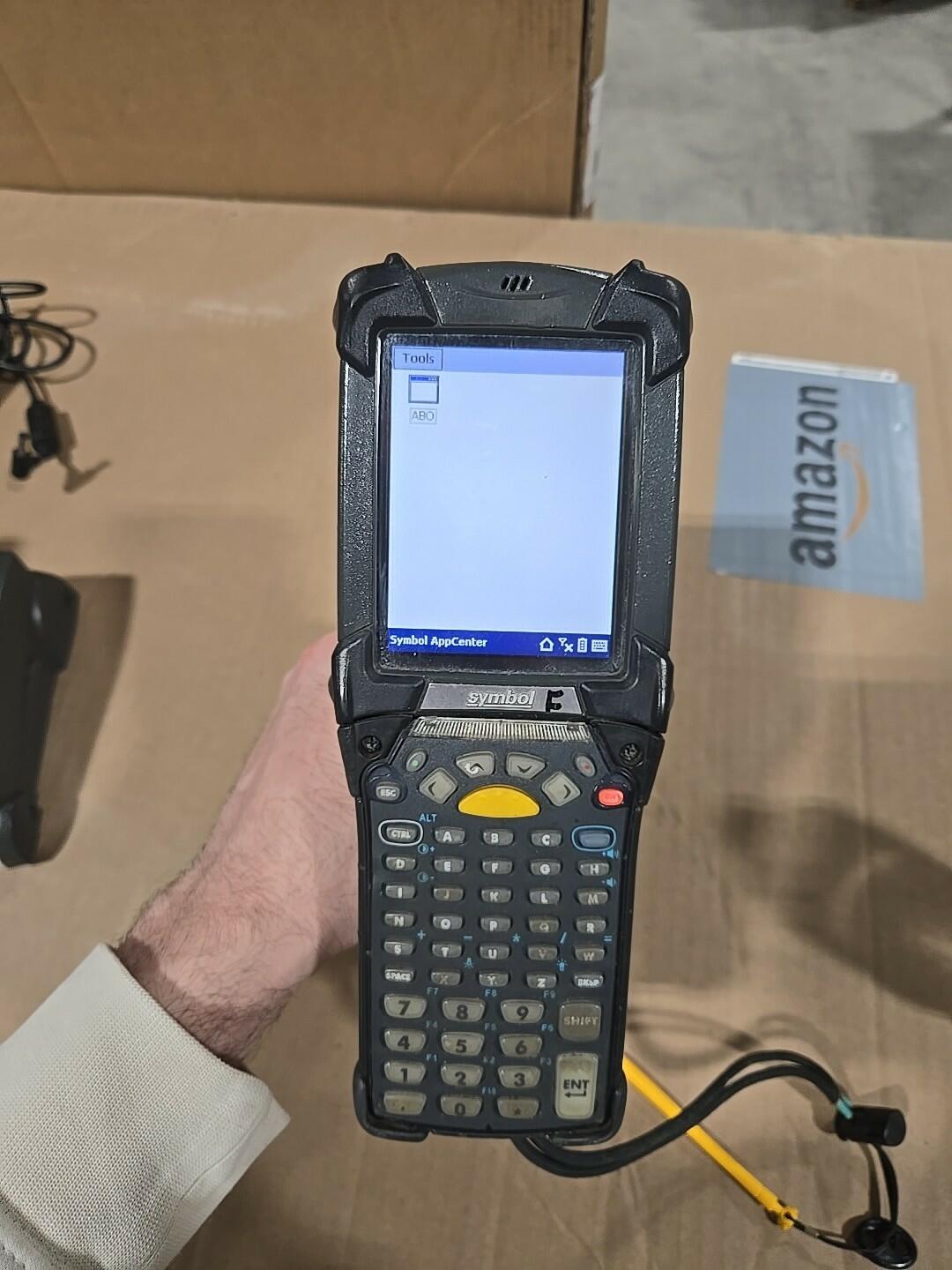 Motorola MC9000 Series Mobile Computer Barcode Scanner w/ Extra Battery Charger