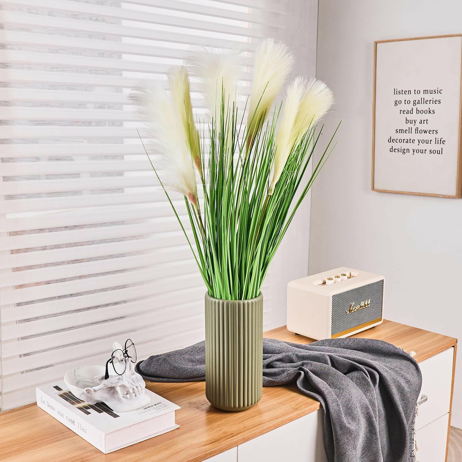 Green Ceramic Flower Vase for Pampas Grass, 8 inch Small Decorative Centerpiece