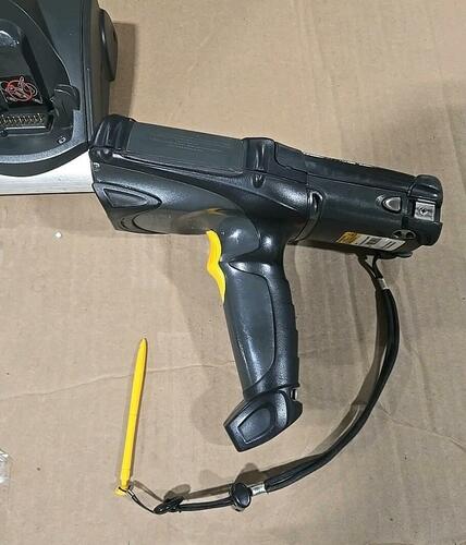 Motorola MC9000 Series Mobile Computer Barcode Scanner w/ Extra Battery Charger