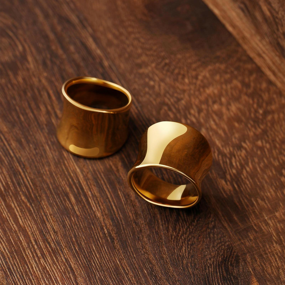 NVWAROCK Gold Wide Statement Band Rings for Women and Men，14K Real Gold Plated