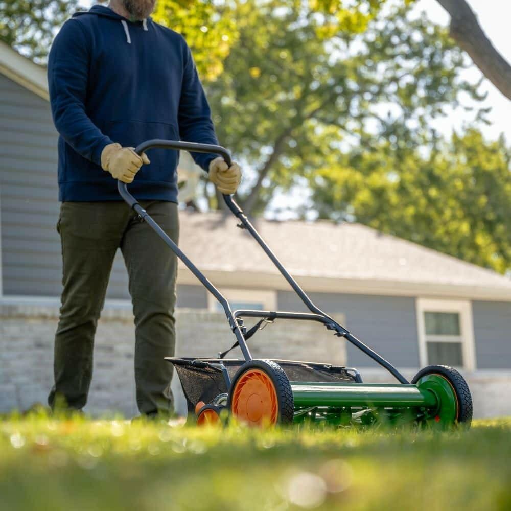 Scotts 20in Manual Walk Behind Reel Lawn Mower Grass Catcher