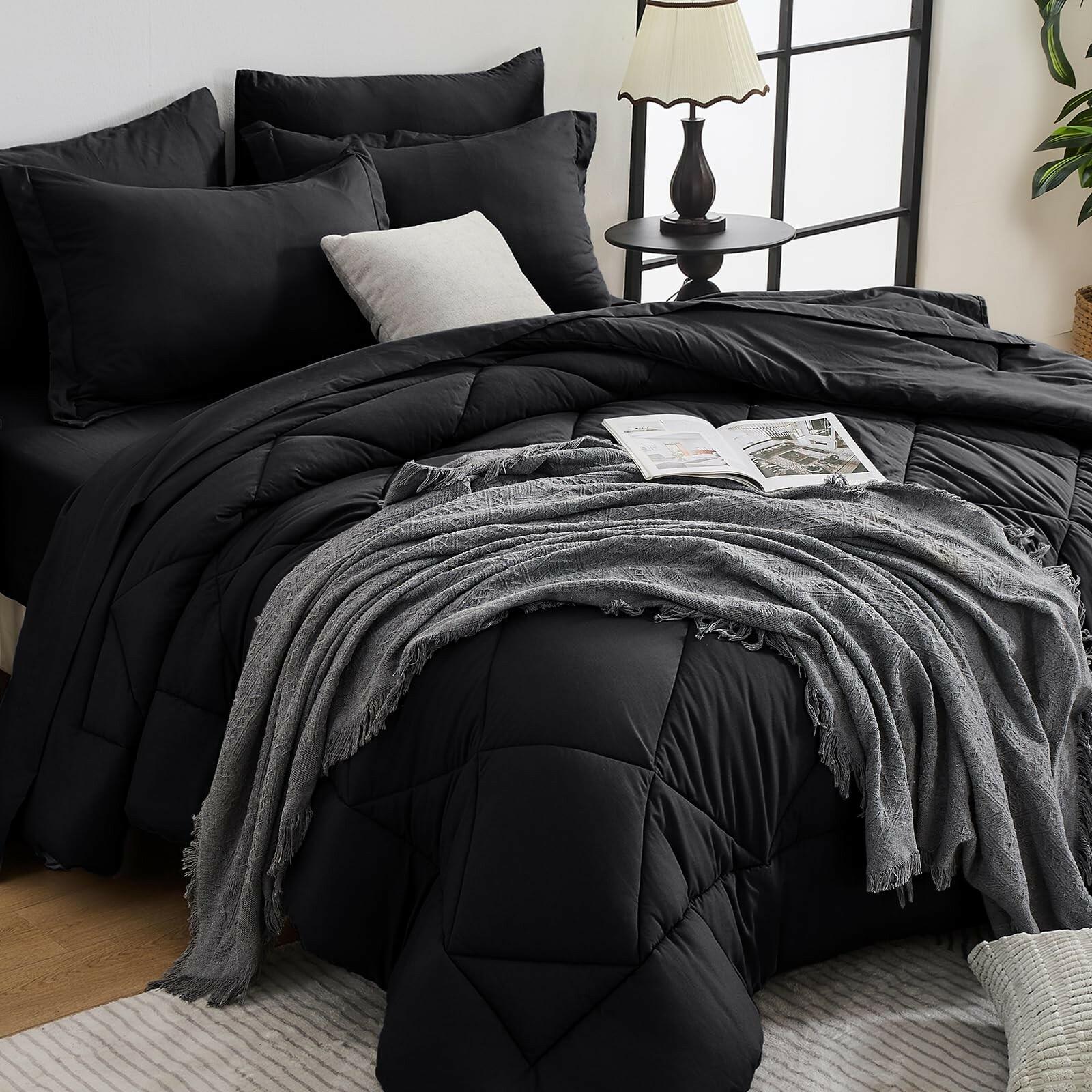 HEVUMYI Black Queen Comforter Set - 7-Piece All Season Bed in a Bag Queen, Ultra