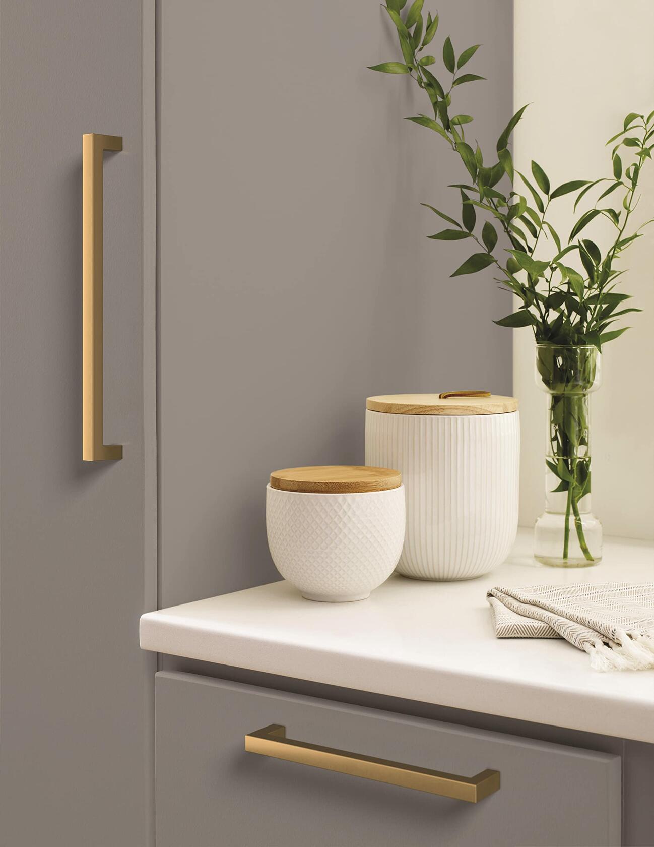 Amerock | Cabinet Pull | Champagne Bronze | 8-13/16 inch (224 mm)