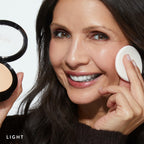 LAURA GELLER NEW YORK Baked Double Take Powder Foundation - Light - Buildable