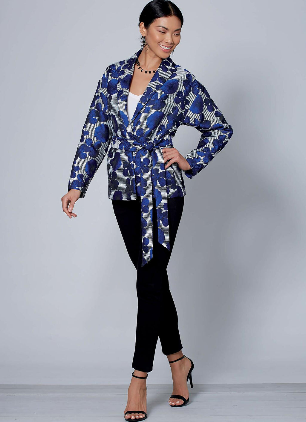 McCall's Patterns McCall's Women's Fall and Spring Fabric Belt Jacket, Sizes