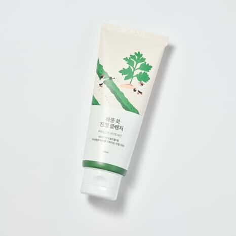 ROUND LAB Mugwort Calming Cleanser | Cleanse and calm simultaneously, Formulated