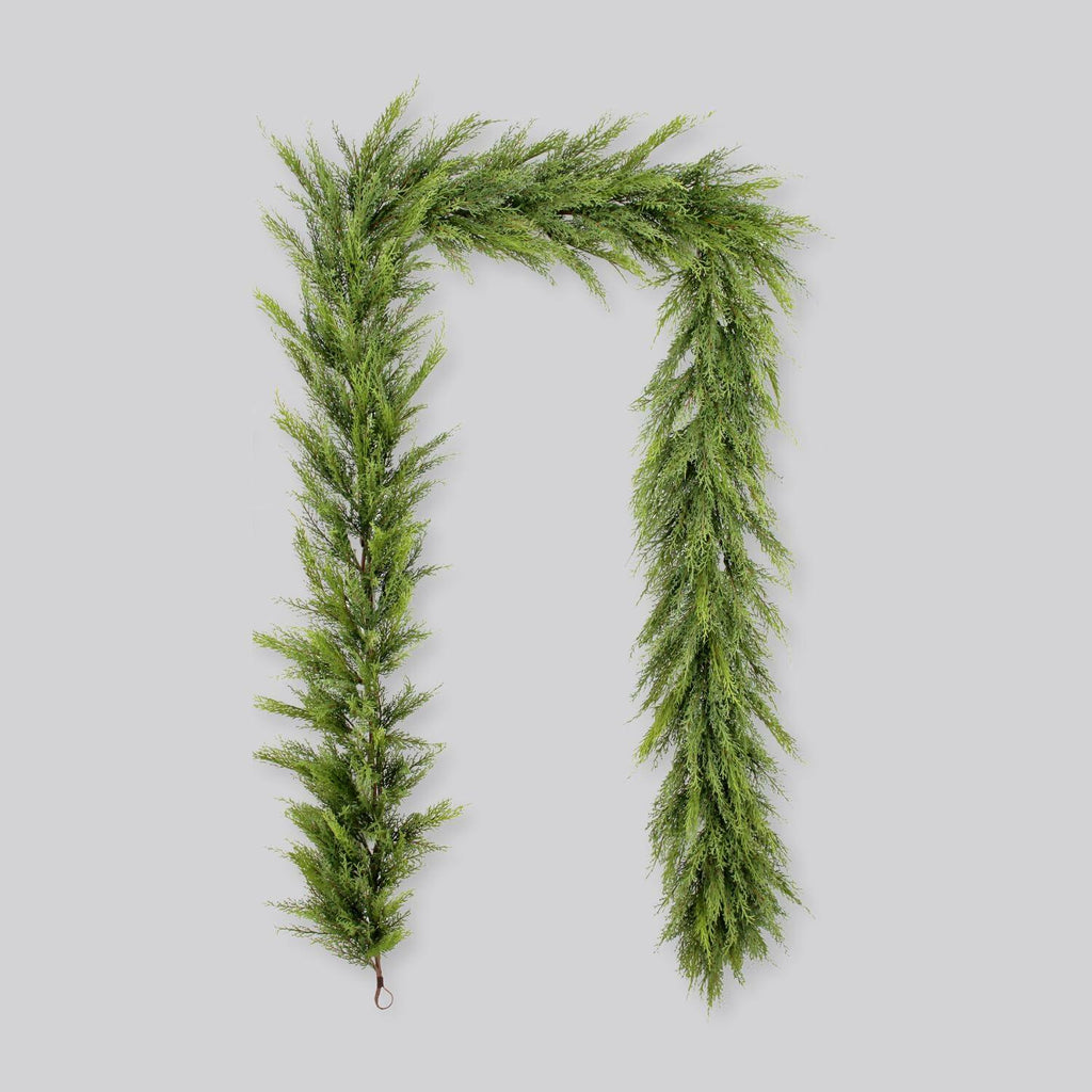 CG Hunter Holiday Collection Cedar Garland, Premium Artificial Indoor & Outdoor