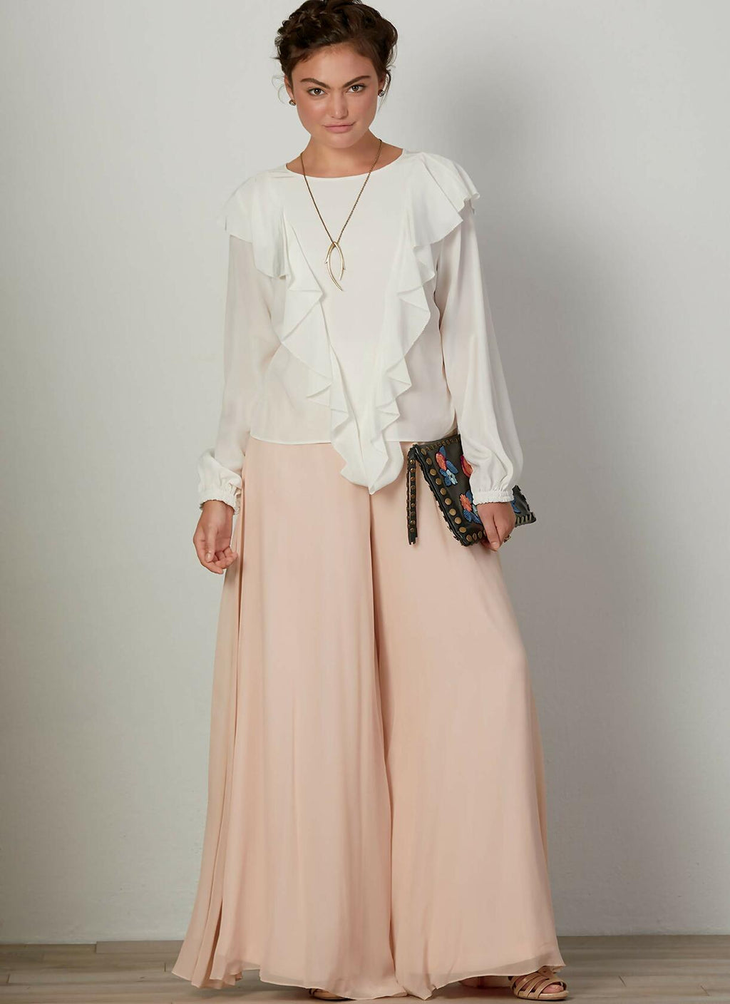 McCall Pattern Women's Loose Fitting Pullover Blouse and Wide Flare Pants Nicole