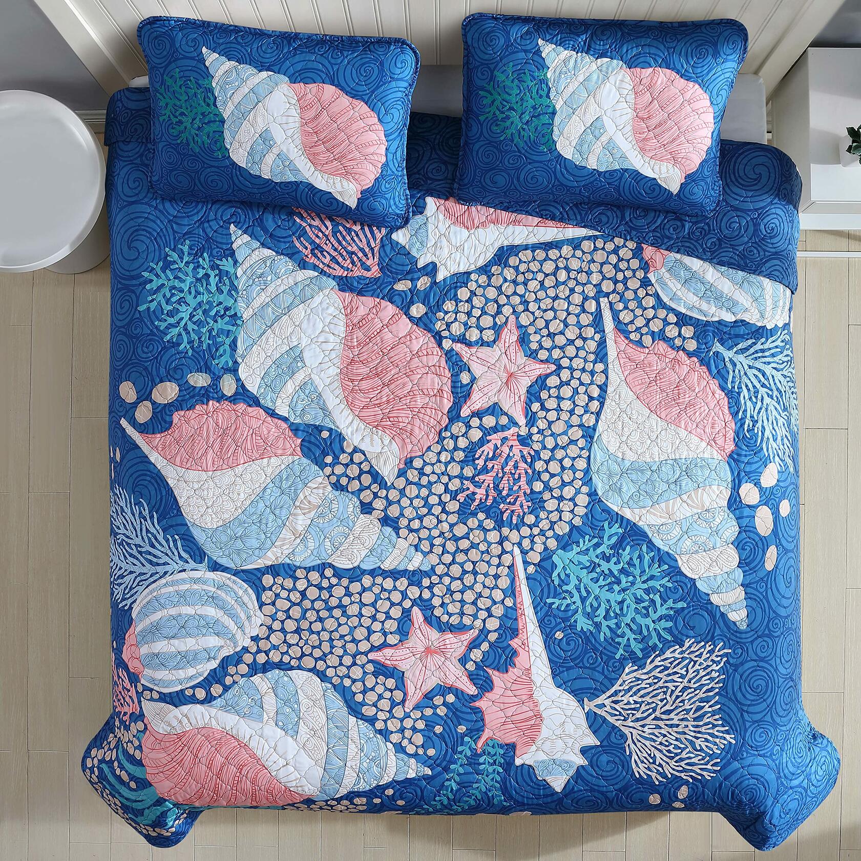 CARIBBEAN JOE Coastal 3-Piece Quilt Set, Full/Queen, Patterned Shell Navy