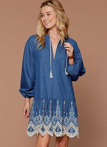McCall Patterns Misses Pullover/Banded/V-Neck Dresses and Belt