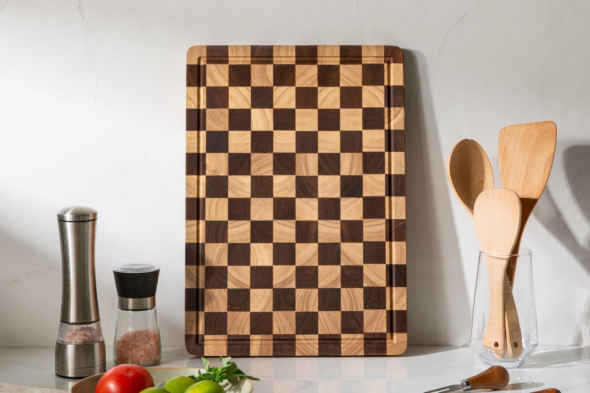 THETCHRY Cutting Boards for Kitchen, 17"X12"X0.8" Checkered Cutting Board
