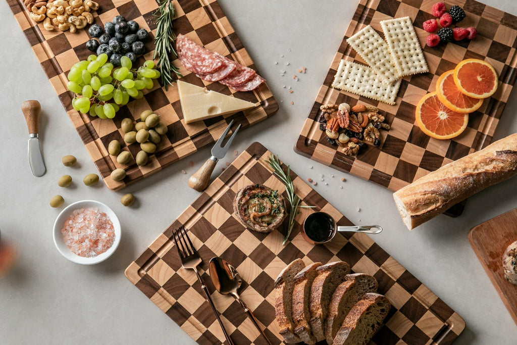 THETCHRY Cutting Boards for Kitchen, 17"X12"X0.8" Checkered Cutting Board