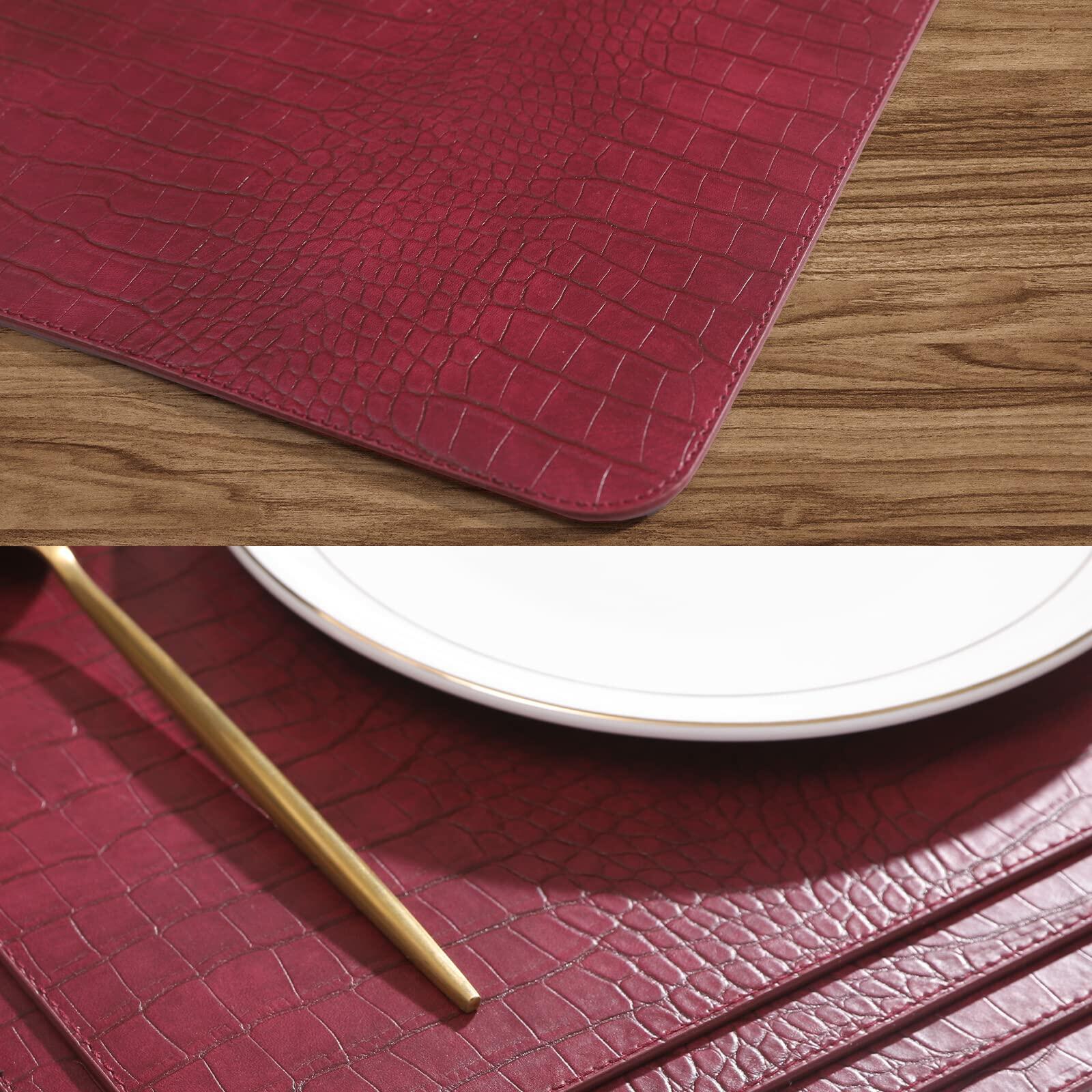 Crocodile Pattern Leather placemats Set of 8 - Faux Leather Place ments Stain Resistant Scratch Resistant Waterproof Heat Resistant Easy to Clean Wipeable for Kitchen Table Decoration mat