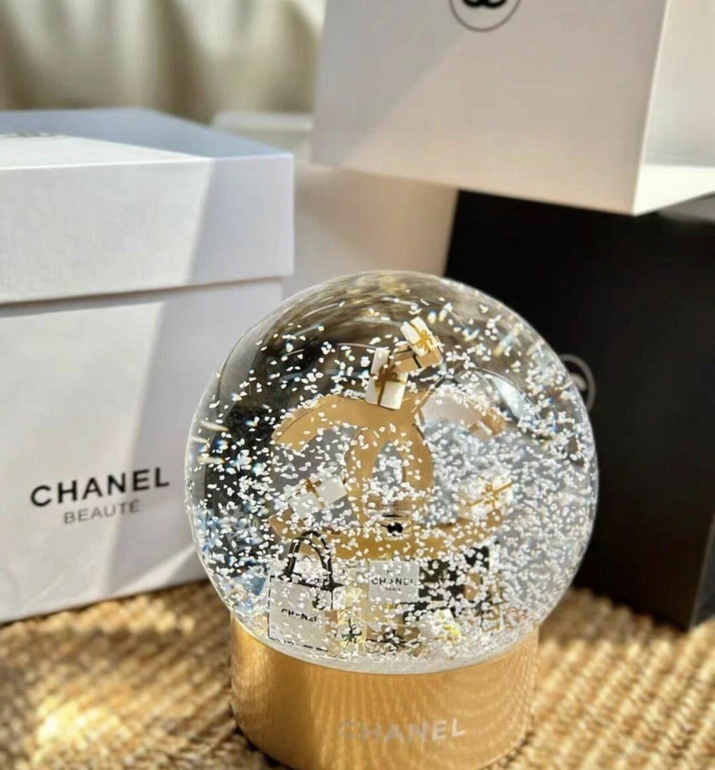 Chanel CC Gold 2024 Crystal Ball Snow Globe New Limited Edition,  VIP gift