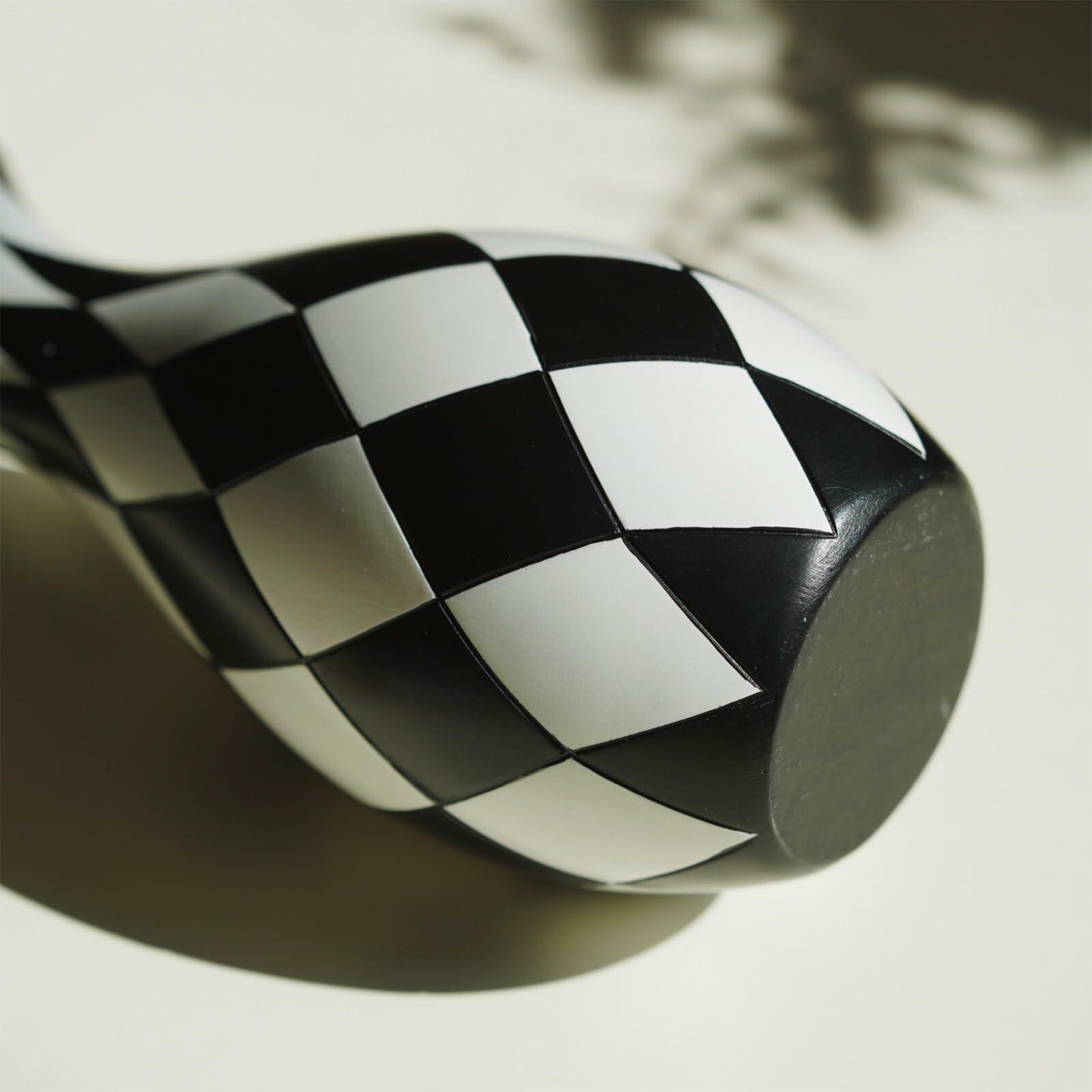Modern Black and White Checkered Flower Vase - Stylish Decorative Vase | Table