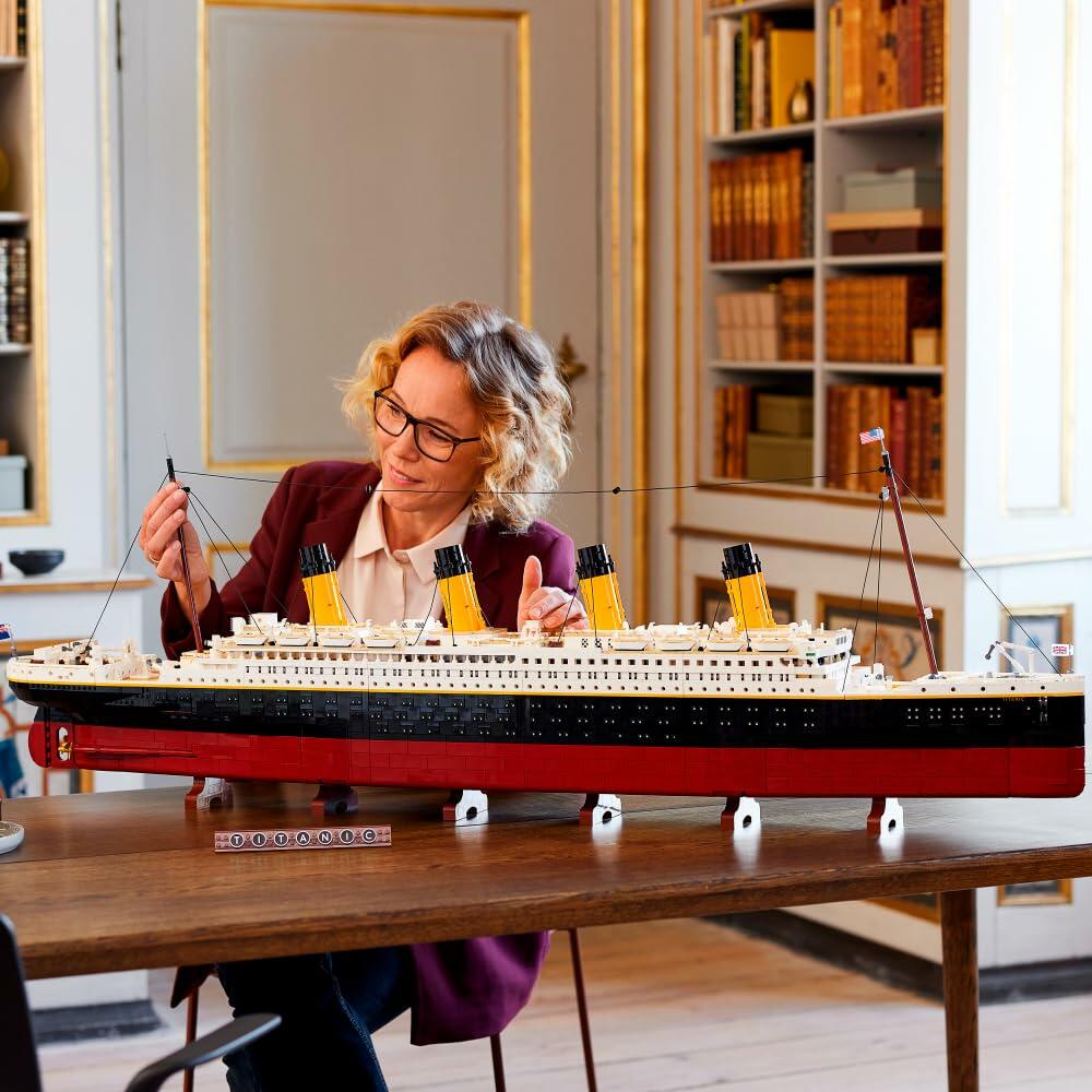 Lego Creator Expert 10294 Titanic Model
