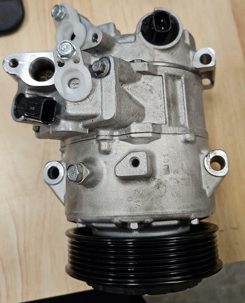 AC Compressor Toyota Camry RAV4 2.5L 2AR TSE17C 8831042333 883100R011 6PK