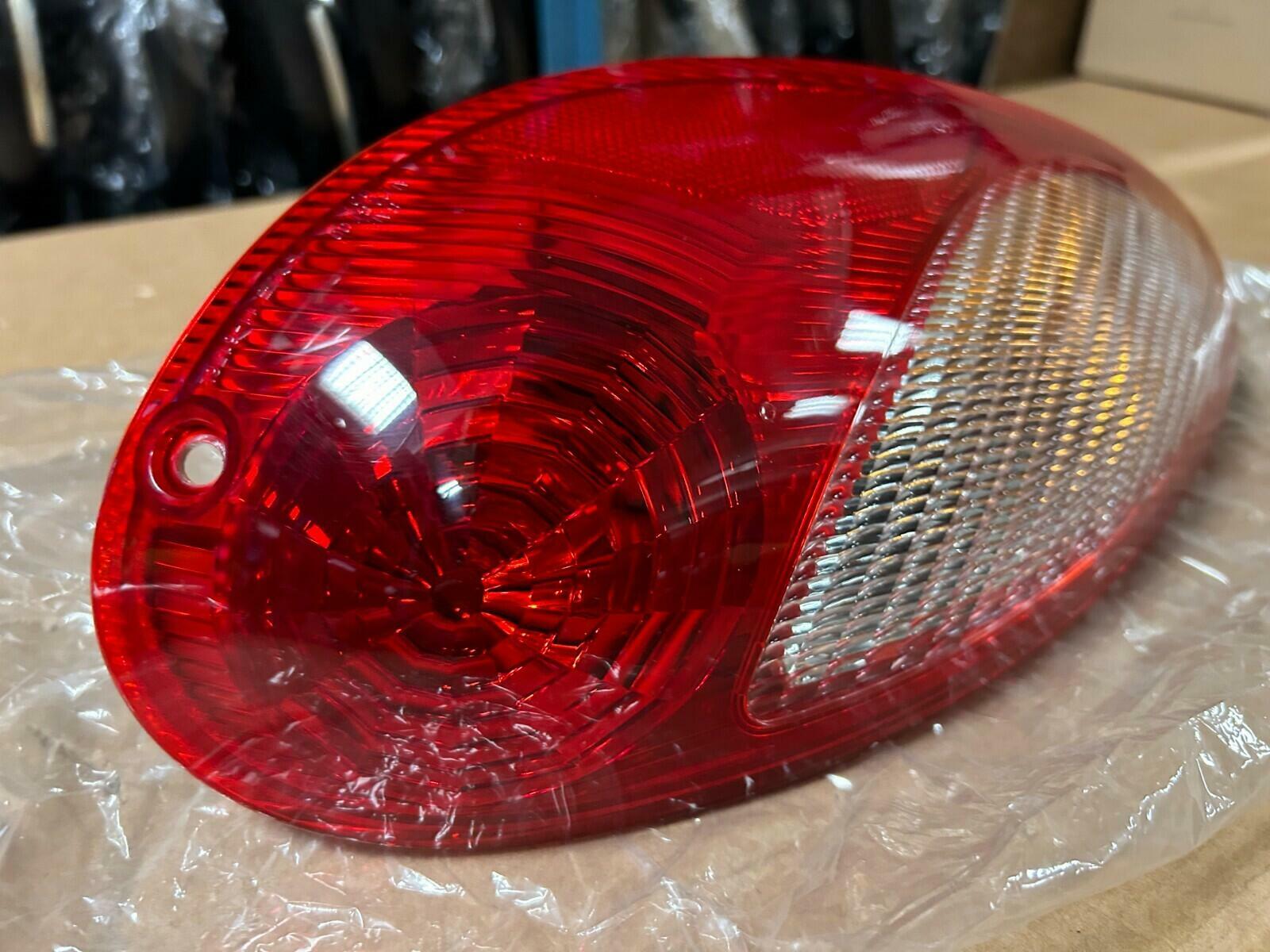 2006-2009 Chrysler PT Cruiser LH Left Rear Taillight 5116223AB
