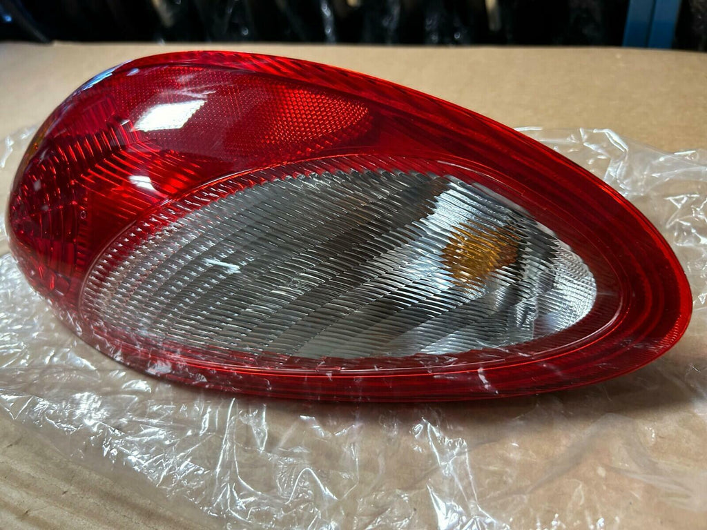 2006-2009 Chrysler PT Cruiser LH Left Rear Taillight 5116223AB