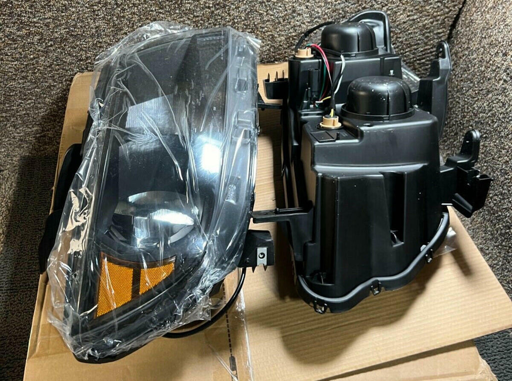Pair Headlamp Headlight TDZC-027-BK Left Right For 2015-2019 Chevy Colorado