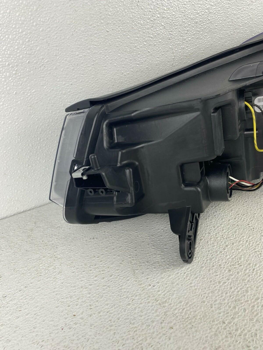 2017-2022 Chevy Trax Projector Headlight Right Passenger Side CAPA