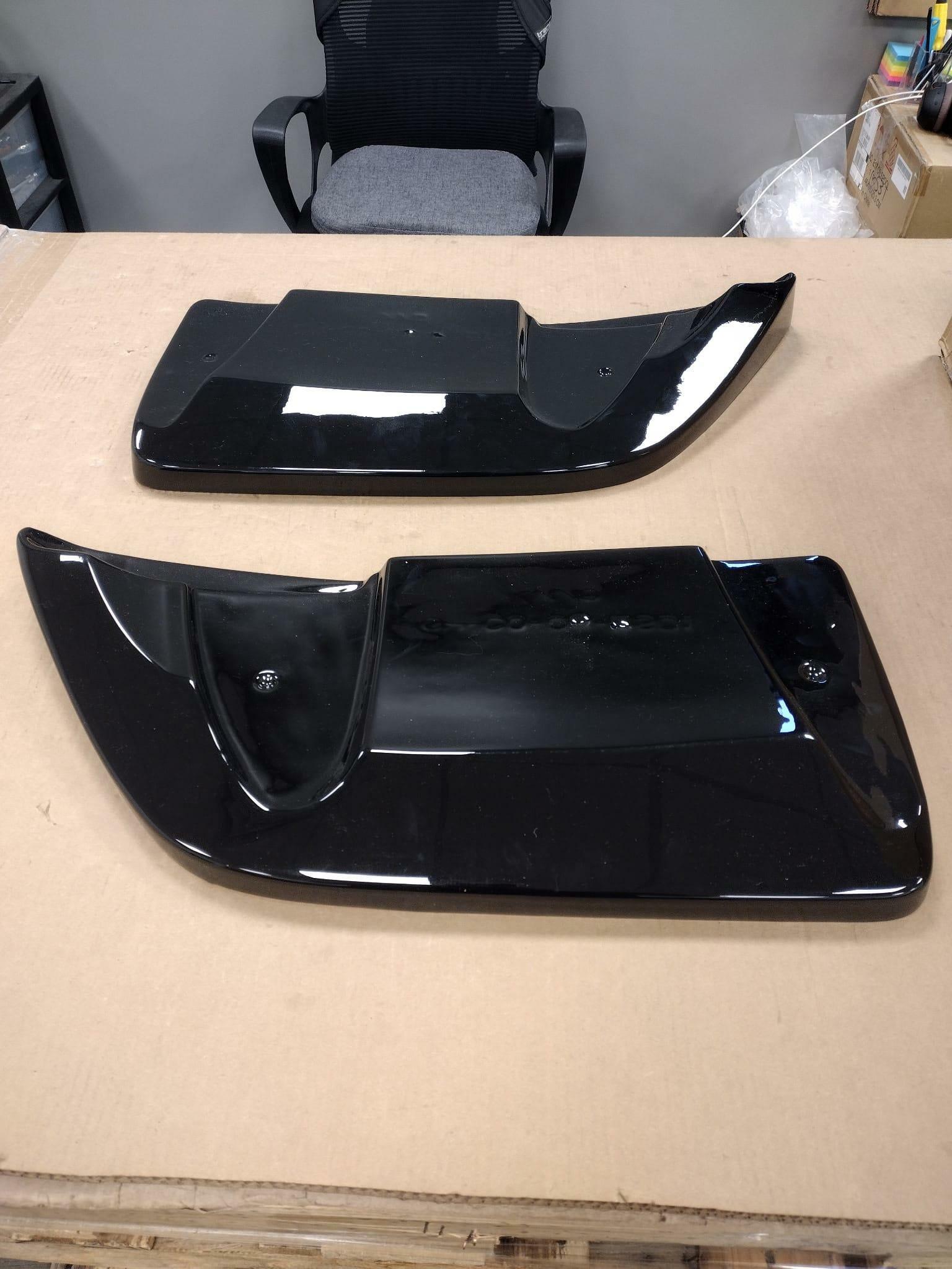 Corvette C6 2005-2013 Gloss Black Rear Bumper Side Corner Aprons Trim
