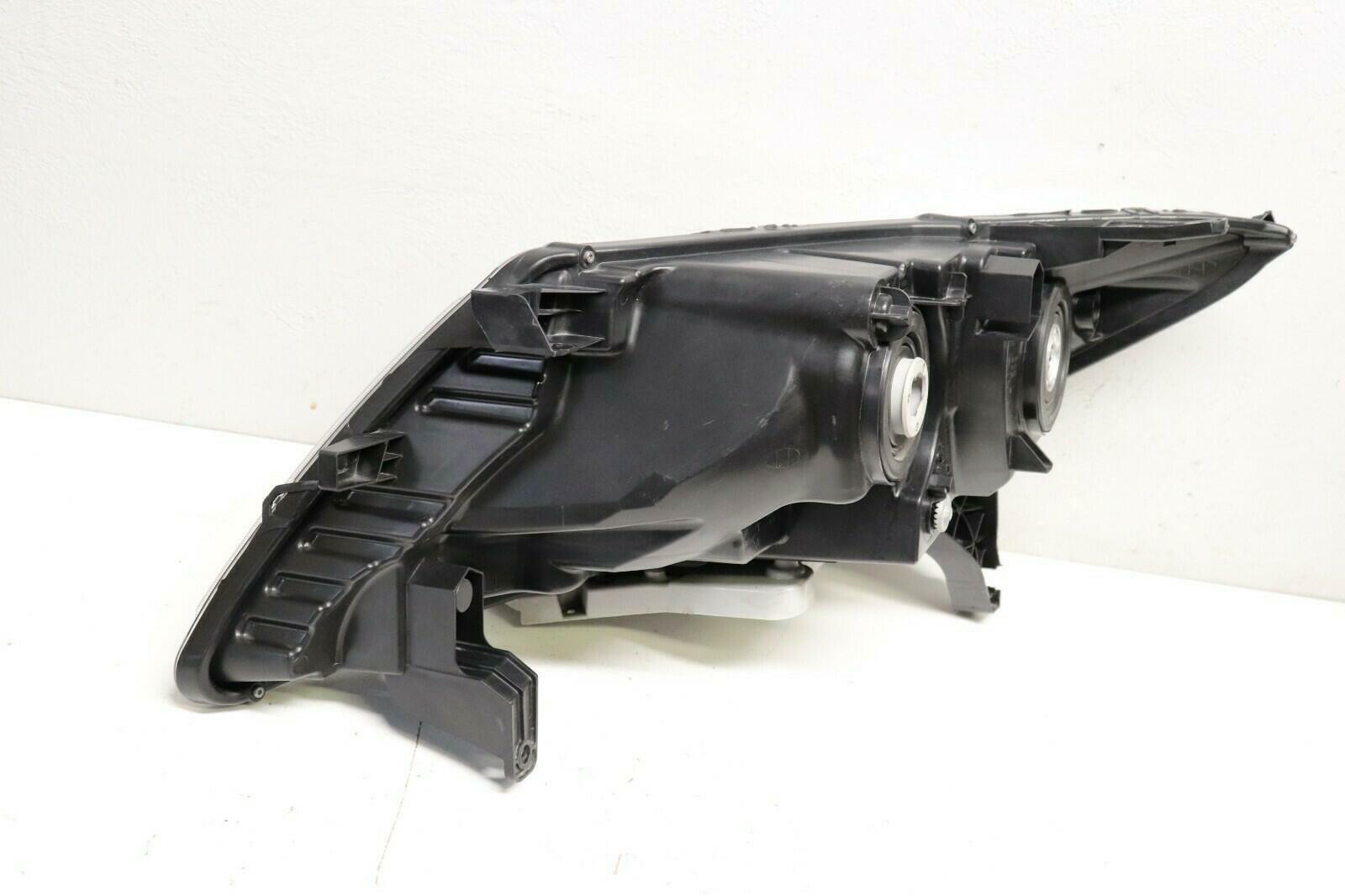 2013-2016 Nissan Pathfinder RH Halogen Headlight Passenger Side OEM P108150
