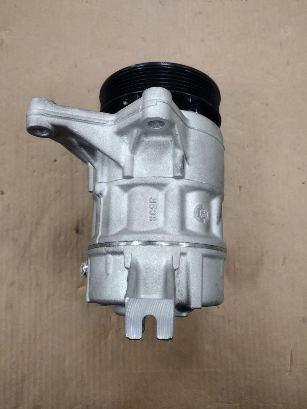 A/C Compressor for 2010-2011 Cadillac SRX 4 Seasons 488EJ17