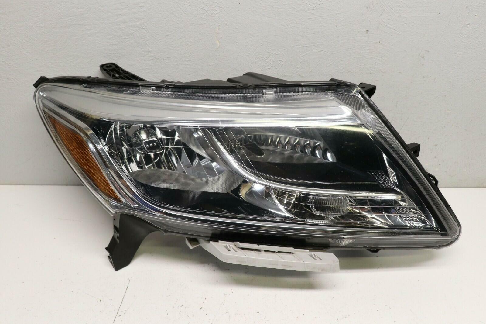 2013-2016 Nissan Pathfinder RH Halogen Headlight Passenger Side OEM P108150