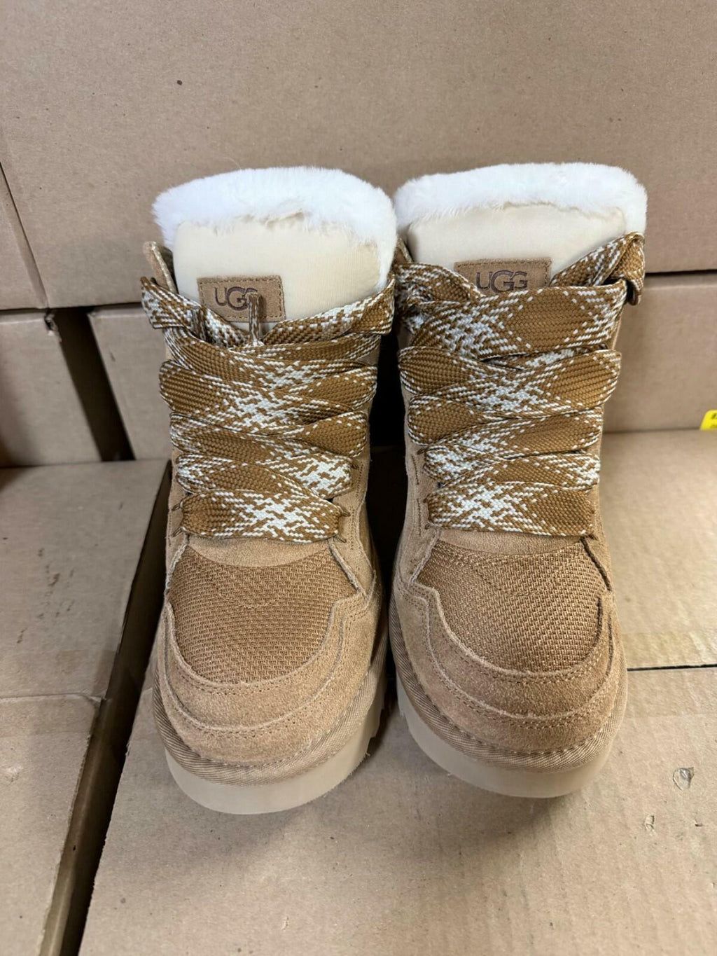 UGG Women's Classic Highmel Chestnut Suede Sneakers Boots Size 8 New Open Box