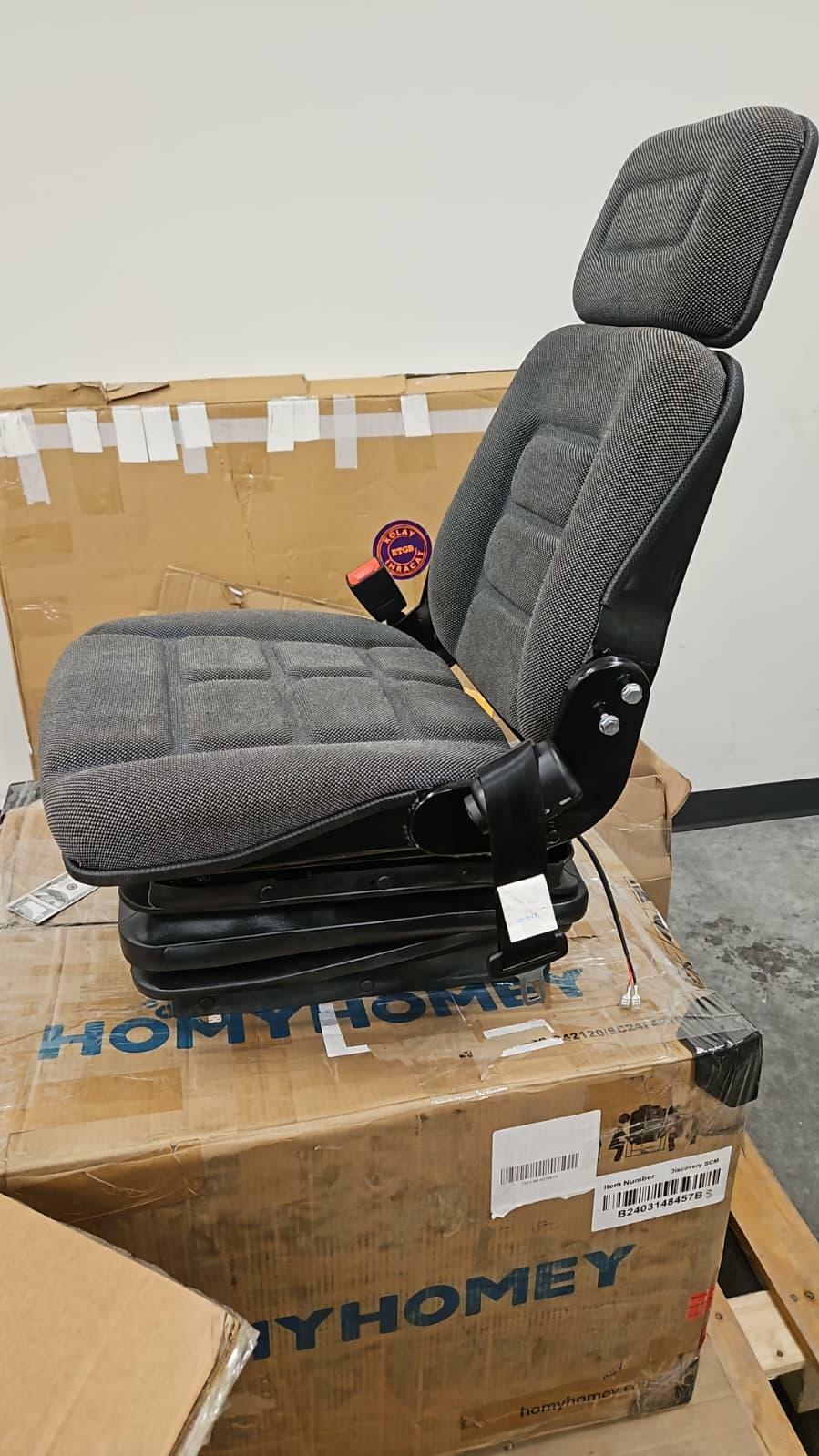 Universal Tractor Suspension Seat with Adjustable Angle Back,Armrest And Safety Belt,for Linde Forklift Tractor,Excavator Skid Loader Backhoe Dozer Telehandler
