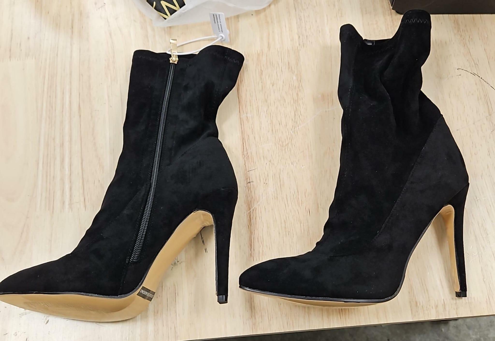 Dolce Vita Women's Black Suede Pointed Toe Stiletto Ankle Boots Size 10
