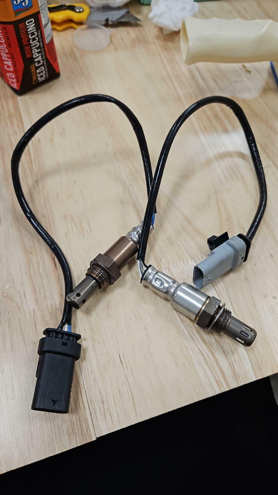 2pcs Oxygen O2 Sensor Front & Rear For 2013-15 Chevrolet Malibu 2.0L 2.5L L4