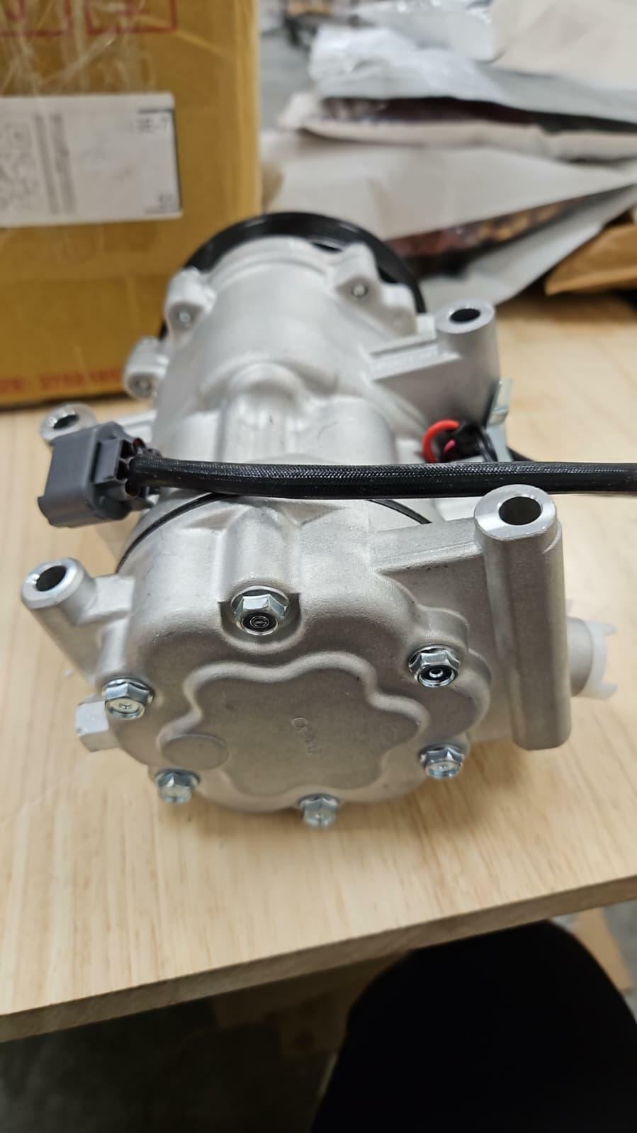 A/C Compressor Fits 2002-2005 Honda Civic 1.7L L4 AC Air Conditioning Compressor