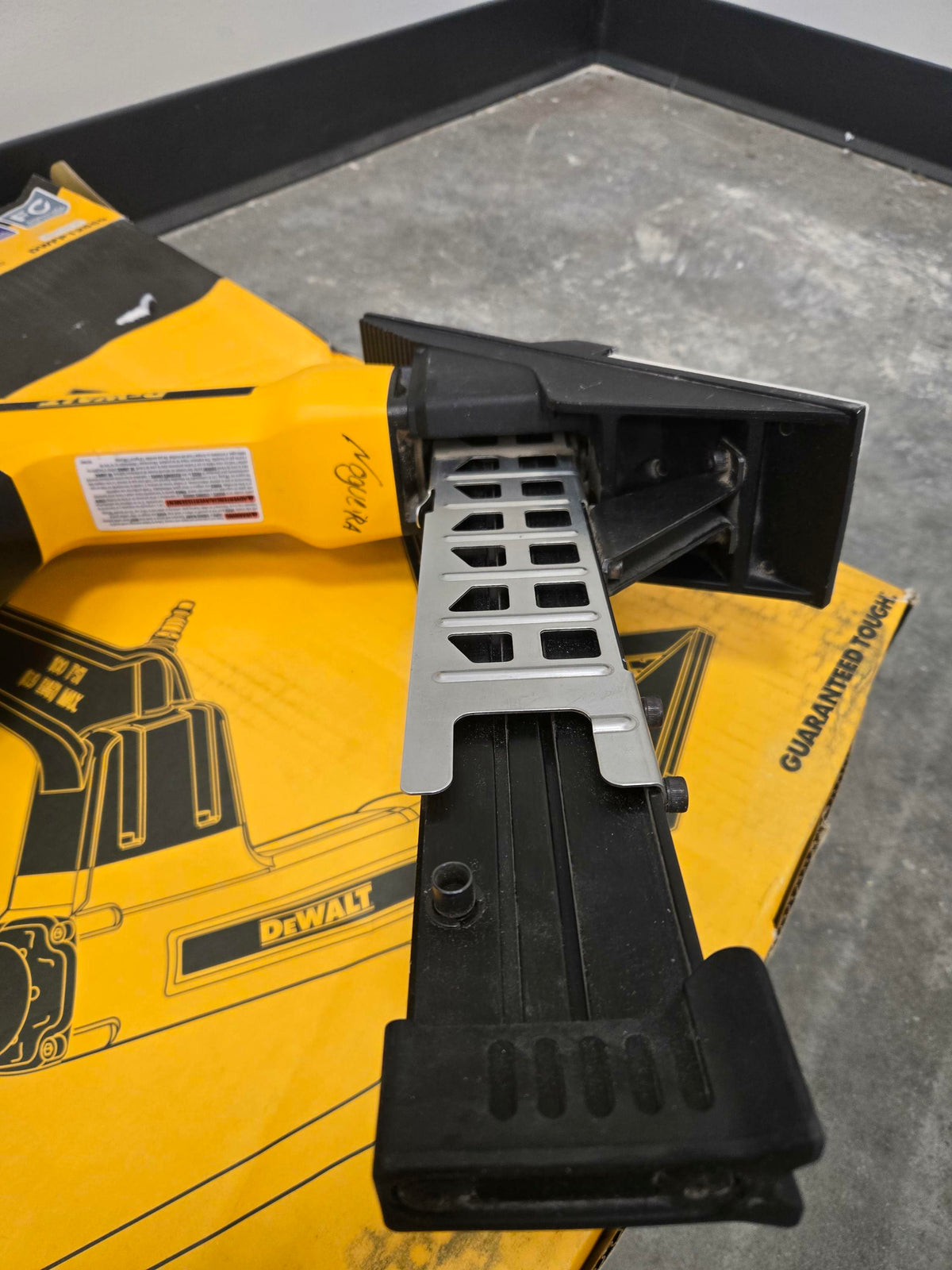 DEWALT Flooring Stapler 2-in-1 Tool DWFP12569