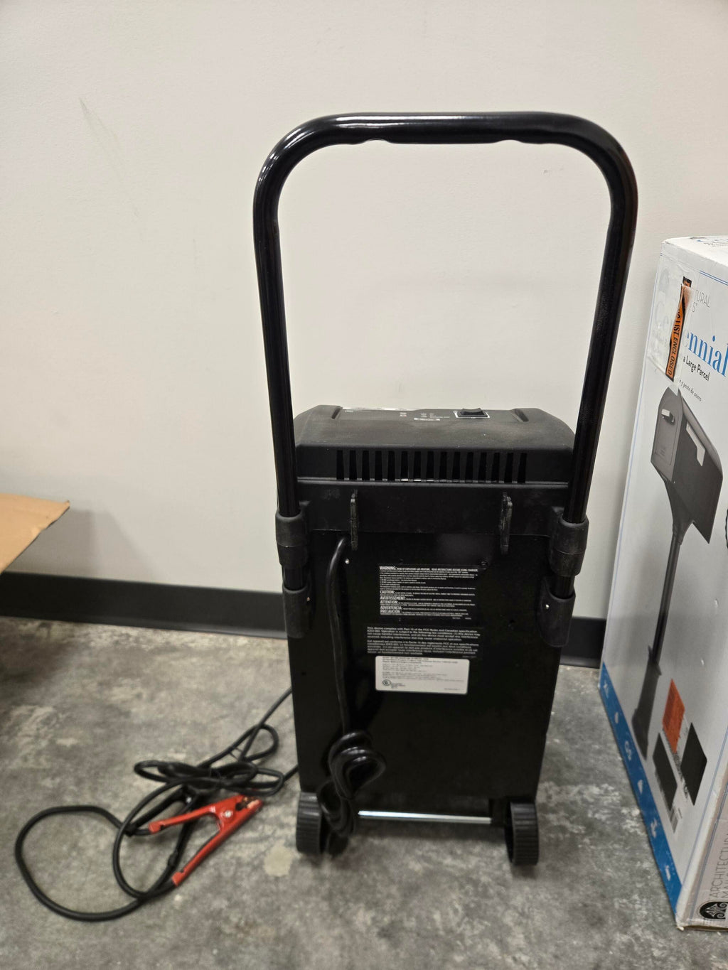 Schumacher Electric Wheeled 6A Car Battery Charger & Maintainer – SC1364