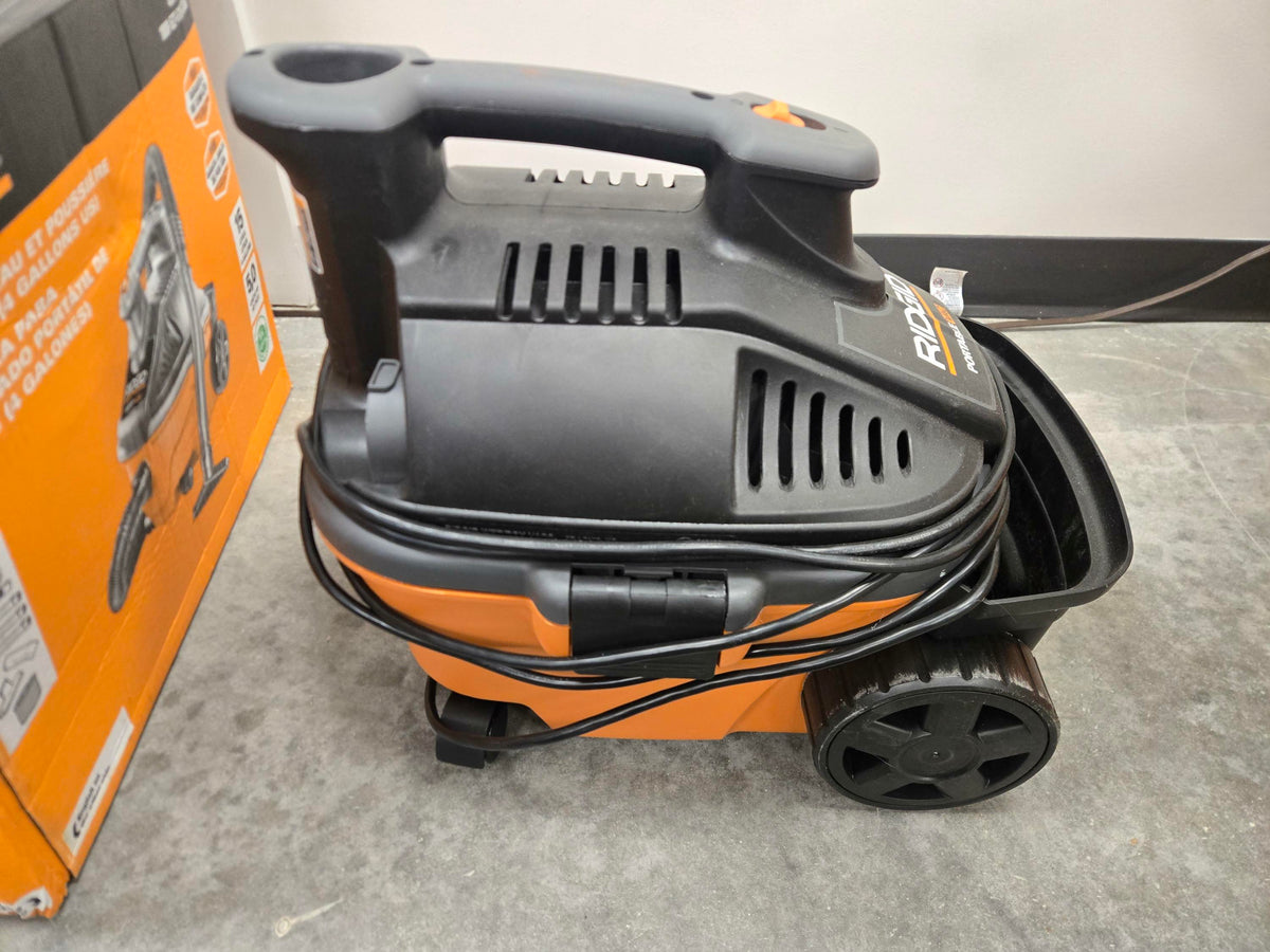 Ridgid WD4070 4 Gallon Portable Vacuum