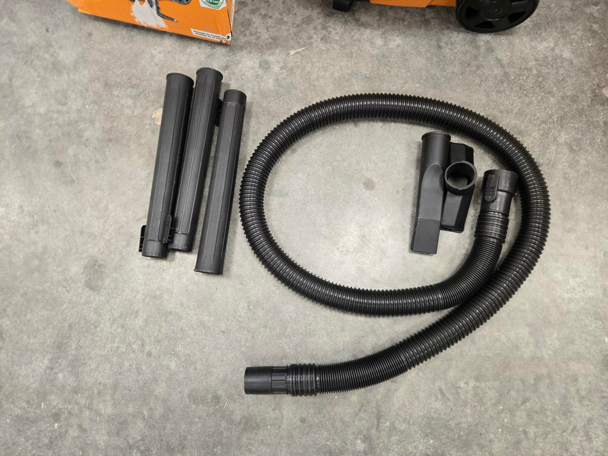 Ridgid WD4070 4 Gallon Portable Vacuum