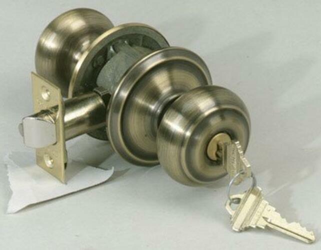 Schlage F51VGEO609 Antique Brass Georgian Keyed Entry Knob
